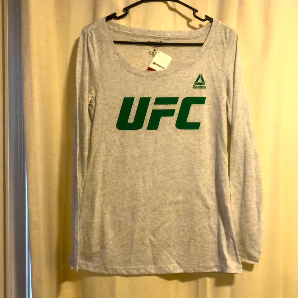 🔹 4 for $30 Reebok UFC Tee
